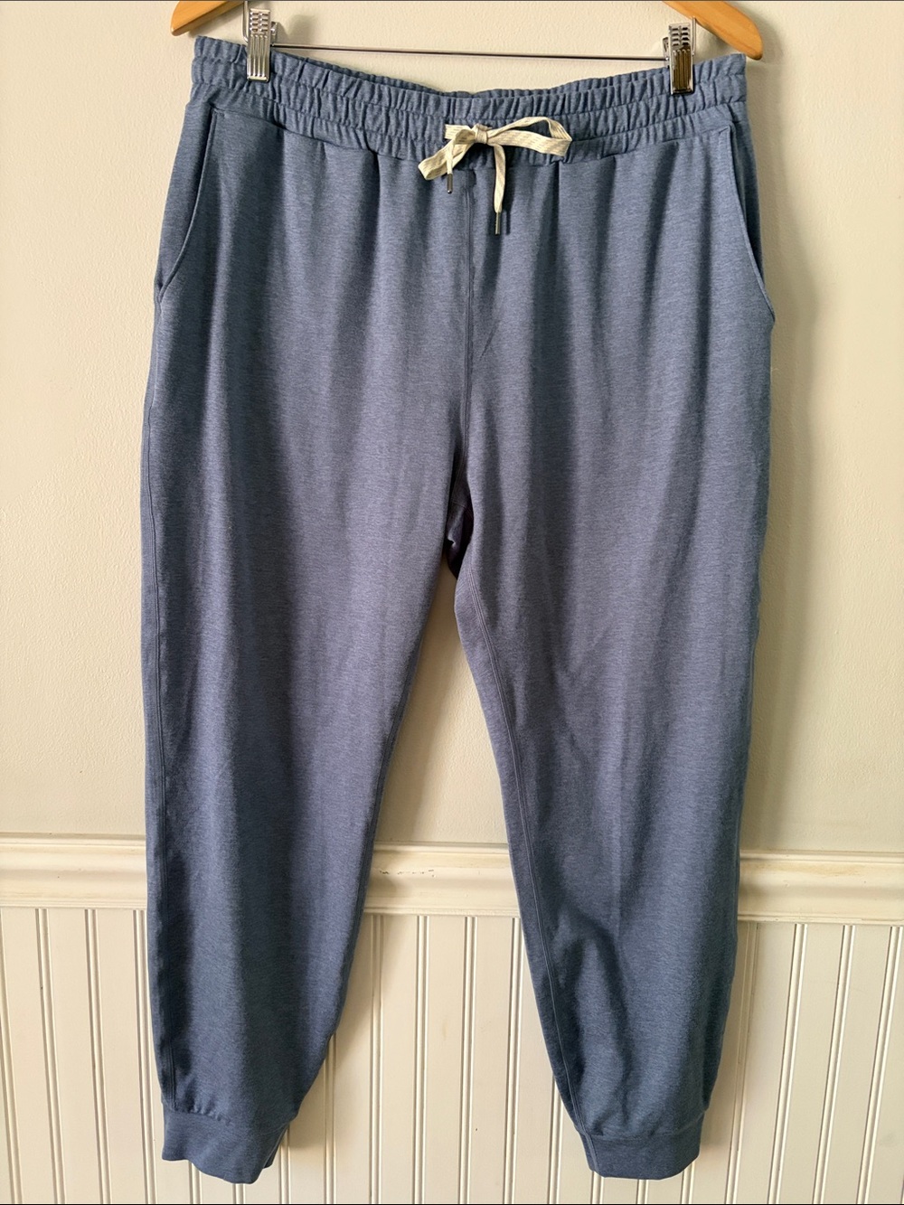 Vuori Performance Joggers Lughtweight Sweatpants Running Size XL
